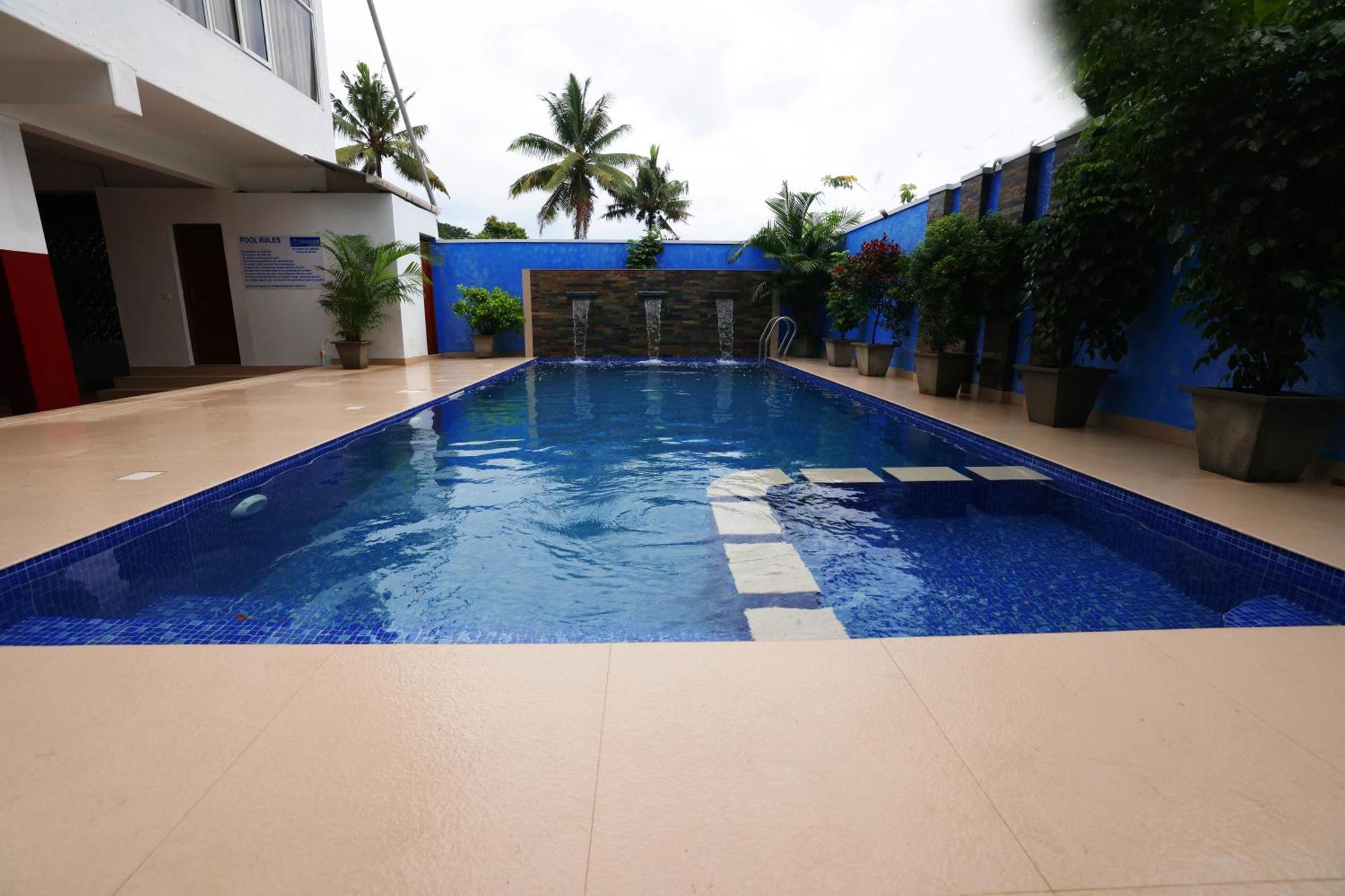 Hydel Palace Athirappilly By Bestinn Leisure Exteriör bild